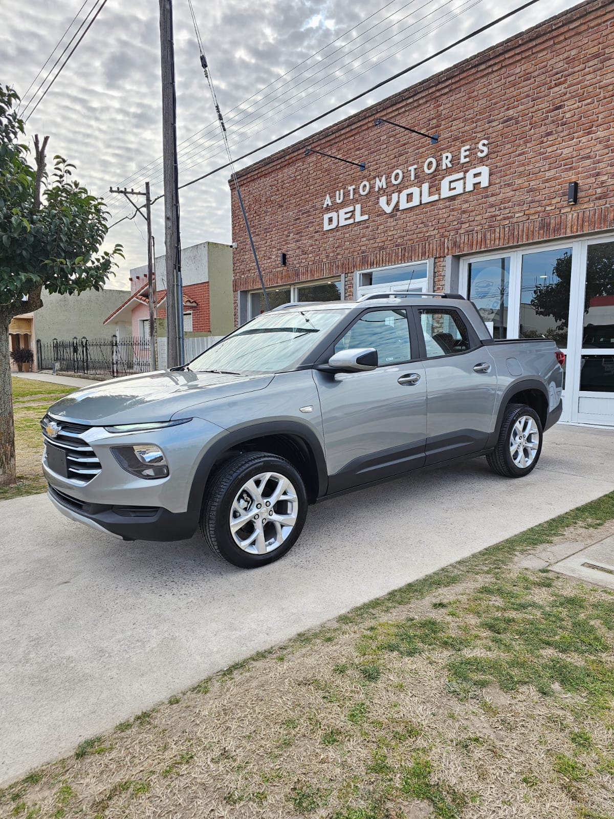 Showroom Automotores del Volga